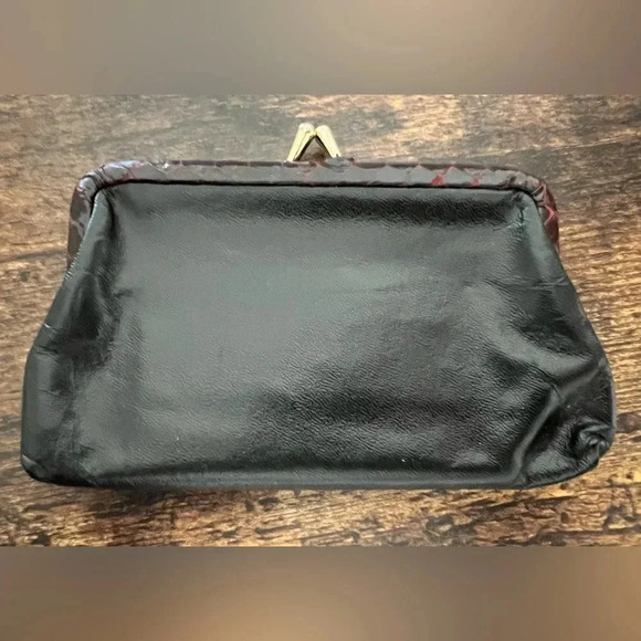 VINTAGE: St. Thomas | coin purse. - Picture 2 of 12